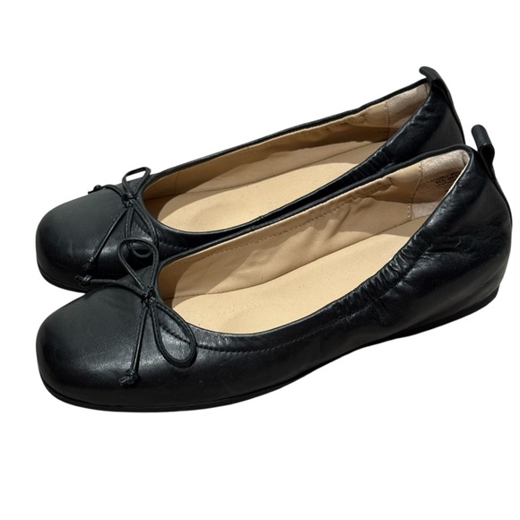 Abeo Black Leather Flats Size 6.5 Cadence Bow - Picture 1 of 8